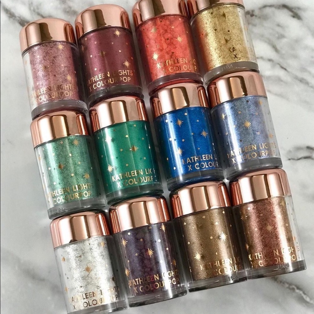 Complete set of loose pigment from The Zodiac